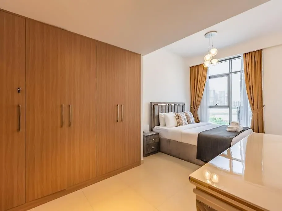 Luxury Meydan Escape Condo With City Views Dubai