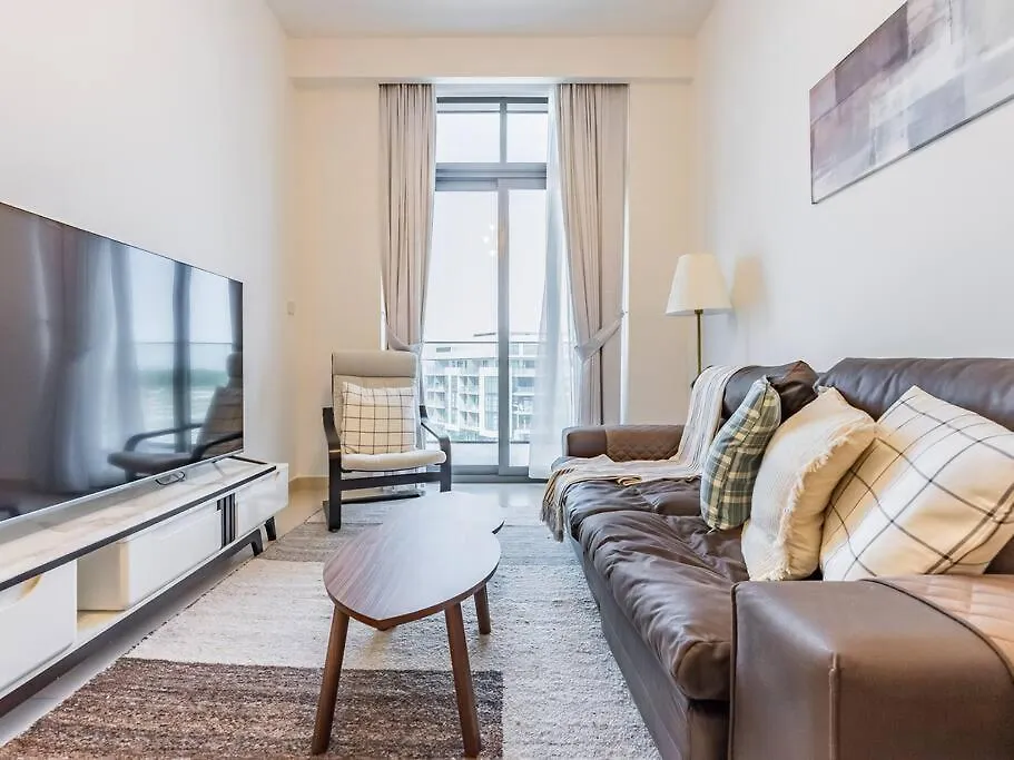 Apartment Luxury Meydan Escape Condo With City Views Dubai