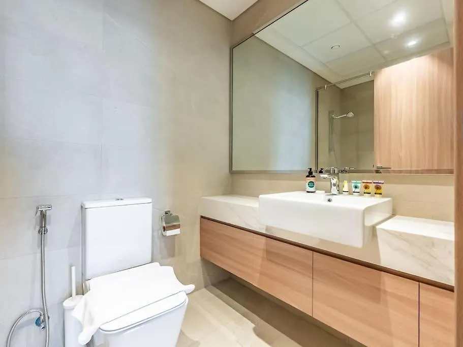 Luxury Meydan Escape Condo With City Views Dubai United Arab Emirates
