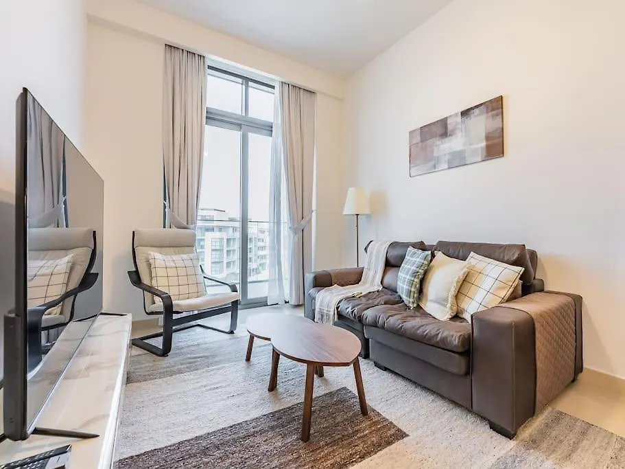 Luxury Meydan Escape Condo With City Views Dubai